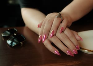 My friend's nails look so good!