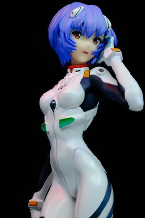 I'm Back and tethering! Figure: Ayanami Rei